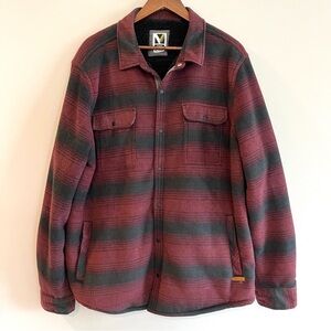 Voyager Jacket Mens Extra Large XL Red Plaid Fleece Flannel Heavy Button Shacket
